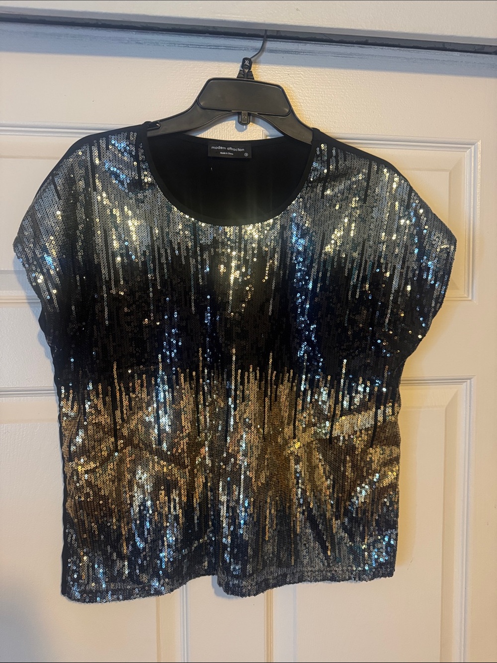 Modern Attraction Black & Gold Sequin Short Sleeve Tee